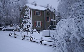 La Chaumiere De L'anse Mont Tremblant 4*